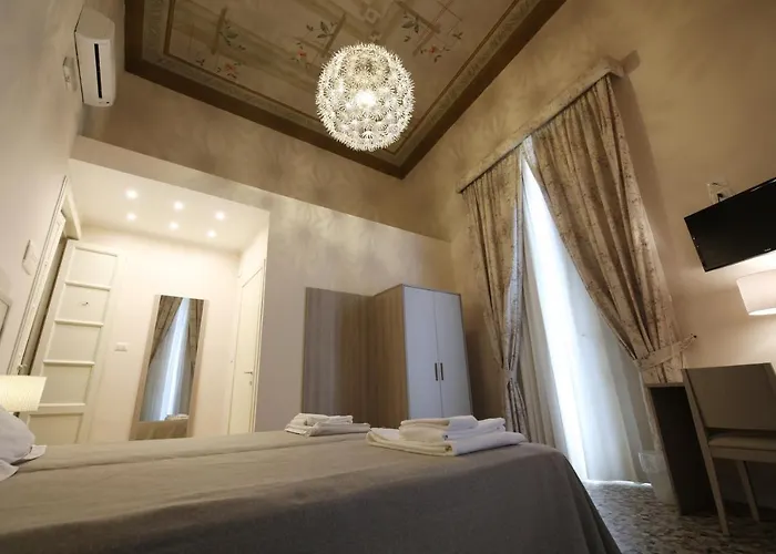 Catania hotels near Roman Theatre of Catania