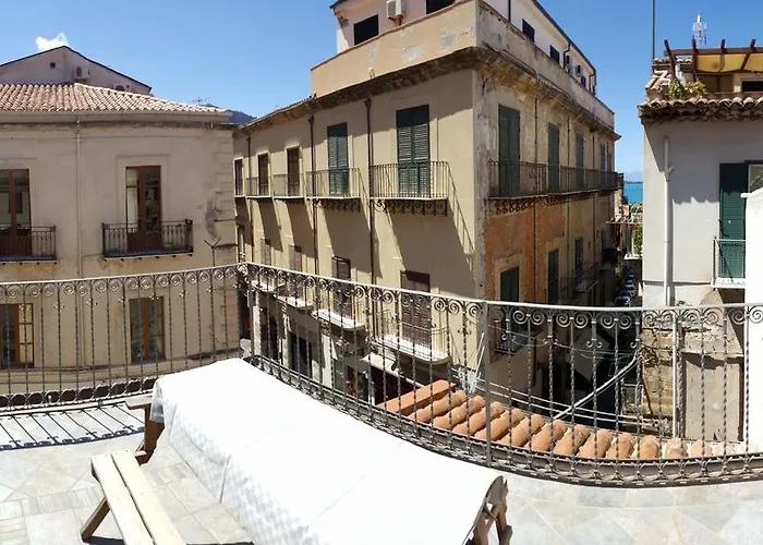 Pet friendly Terrazza Spinola Apartment Cefalu