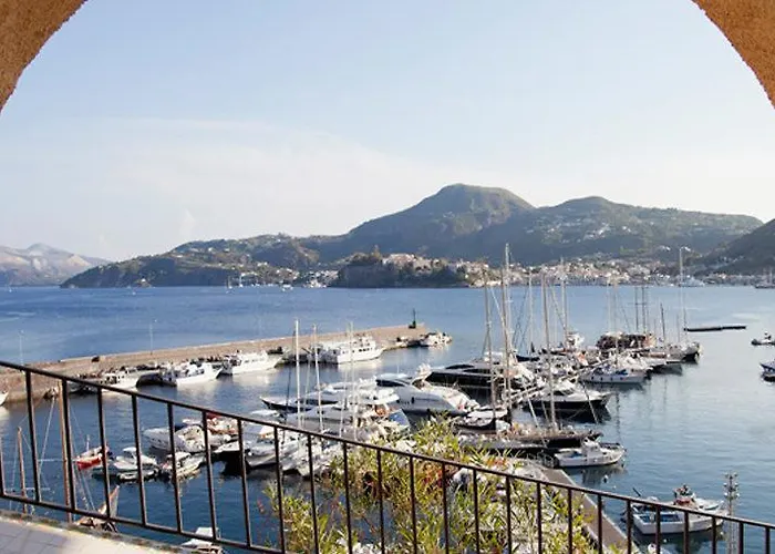 Hotel A Pinnata Lipari  With Golf Course